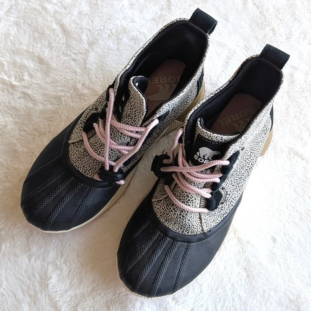 Sorel Out N About III Classic Waterproof Duck Boots Leopard Pink Black Women's 6